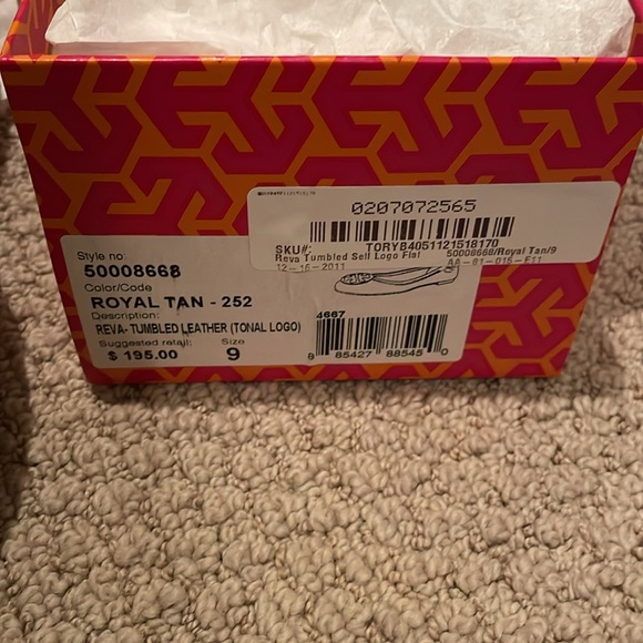 Tory Burch Tan Logo Flats - Picture 3 of 7